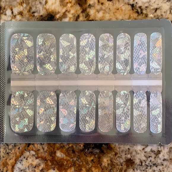 💅🏼 Nail strips 💅🏼 - Picture 3 of 8